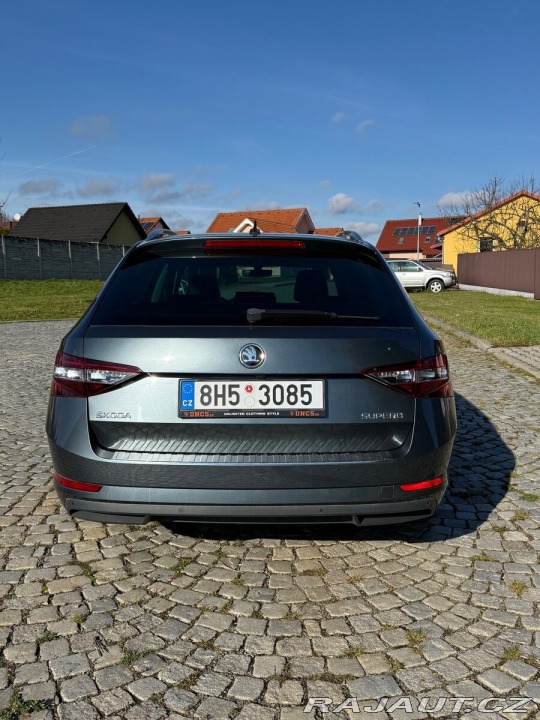 Škoda Superb 2,0 TDi 140 kW CarPlay 2016
