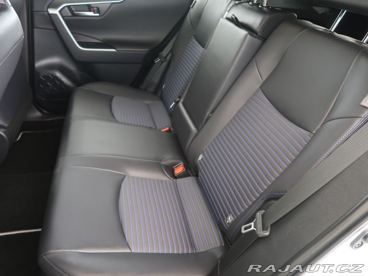 Toyota RAV4 2.5Hybrid,CZ,Selection,4x 2024