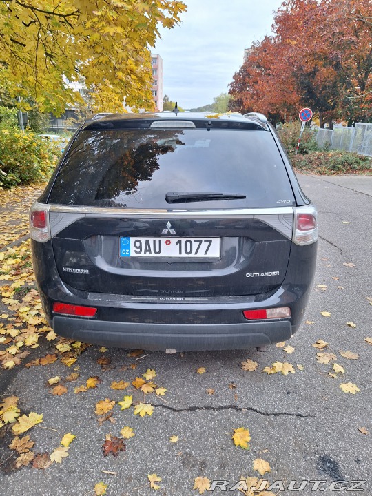 Mitsubishi Outlander 1800