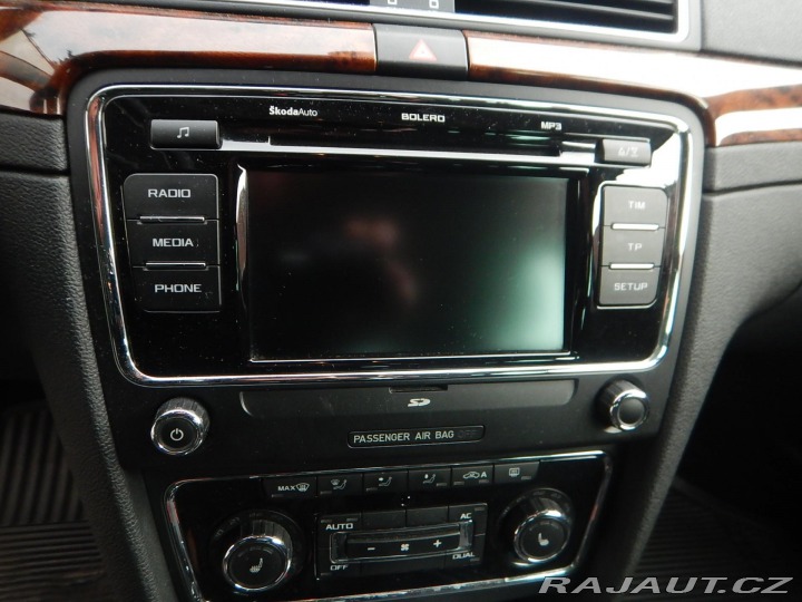 Škoda Superb 2.0 TDI, ČR, TAŽNÉ 2011