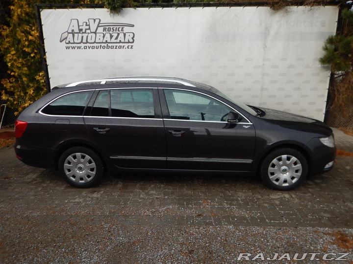 Škoda Superb 2.0 TDI, ČR, TAŽNÉ 2011