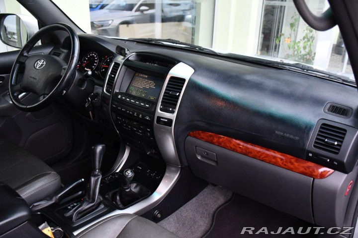 Toyota Land Cruiser 3.0D ČR 1.MAJITEL 2xKOLA 2007