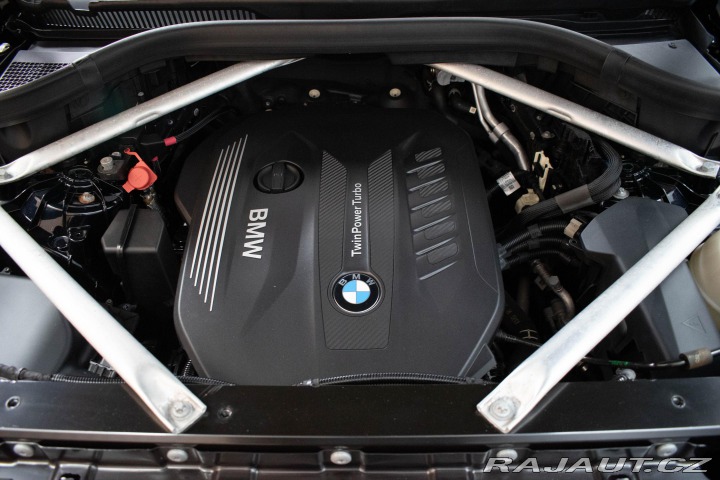 BMW X5 xD 30d REZERVACE 2020