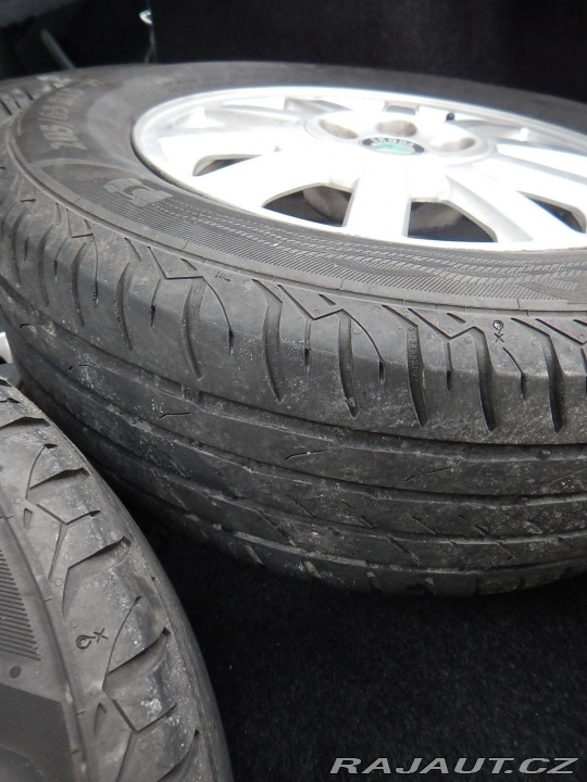 Škoda Octavia 1.6 SR, ČR, EURO II 1999