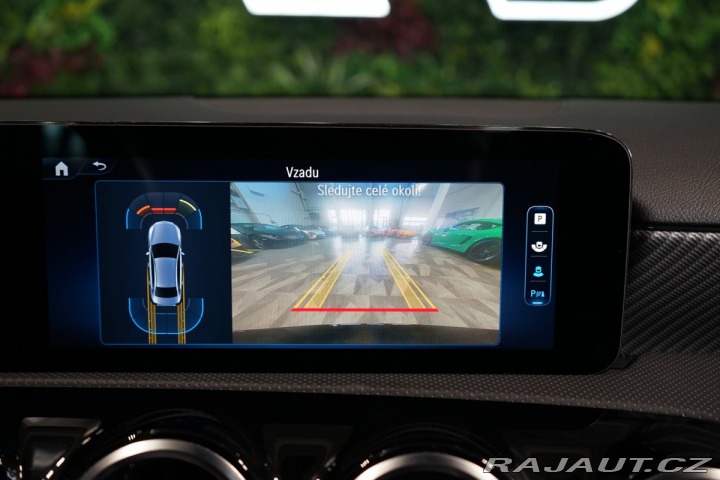 Mercedes-Benz A 180*CAMERA*CARPLAY* 2023