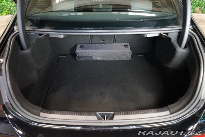 Mercedes-Benz A 180*CAMERA*CARPLAY* 2023