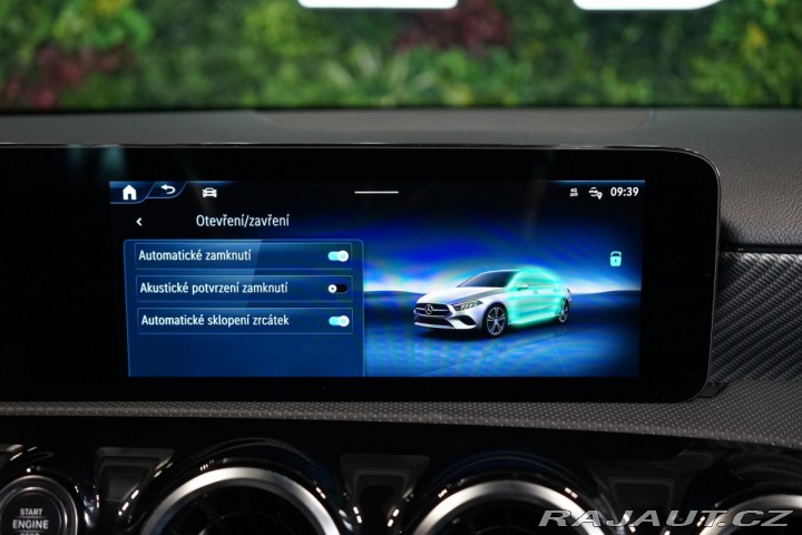 Mercedes-Benz A 180*CAMERA*CARPLAY* 2023