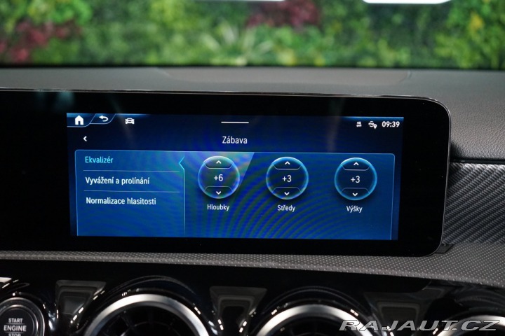 Mercedes-Benz A 180*CAMERA*CARPLAY* 2023