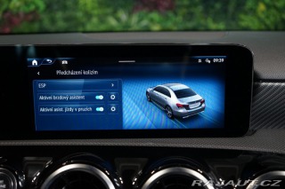 Mercedes-Benz A 180*CAMERA*CARPLAY* 2023