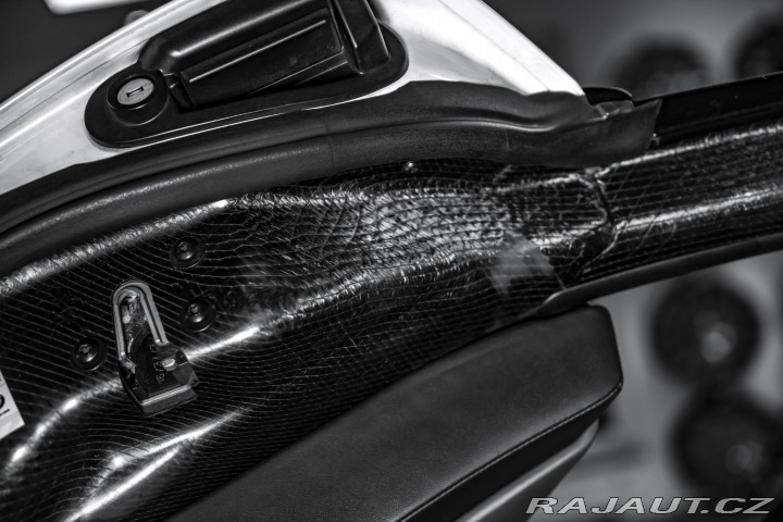 BMW i8 LASER/H&K/HUD 2017