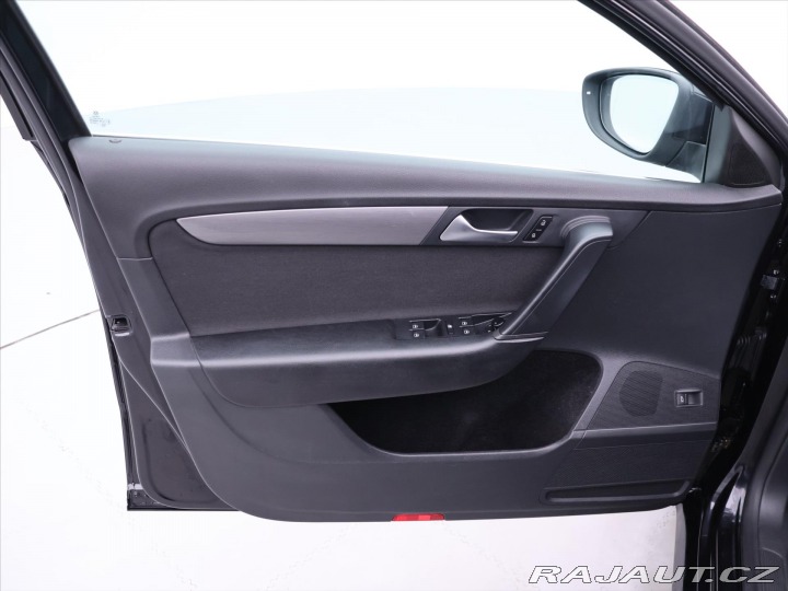 Volkswagen Passat 1,4 TSI 90kW DSG Comfort 2011