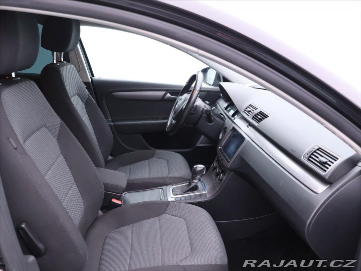 Volkswagen Passat 1,4 TSI 90kW DSG Comfort 2011