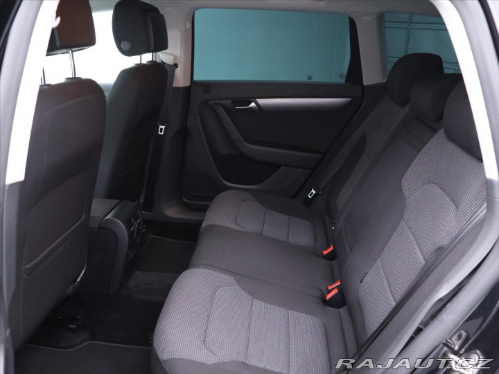 Volkswagen Passat 1,4 TSI 90kW DSG Comfort 2011