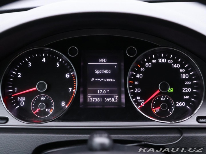 Volkswagen Passat 1,4 TSI 90kW DSG Comfort 2011