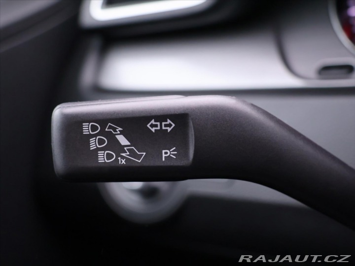 Volkswagen Passat 1,4 TSI 90kW DSG Comfort 2011