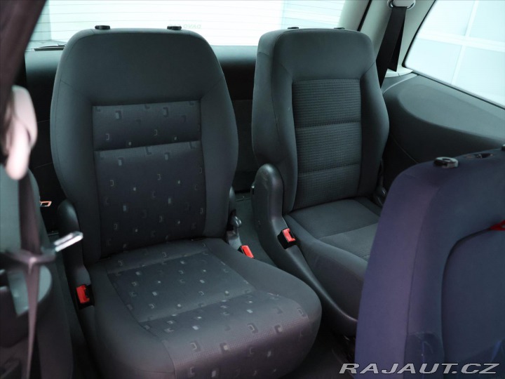 Volkswagen Sharan 1,9 TDI Tažné 7-Míst STK 2005