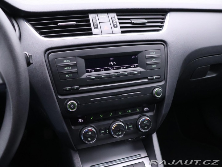 Škoda Octavia 1,4 TSI 103kW DSG Klima X 2013