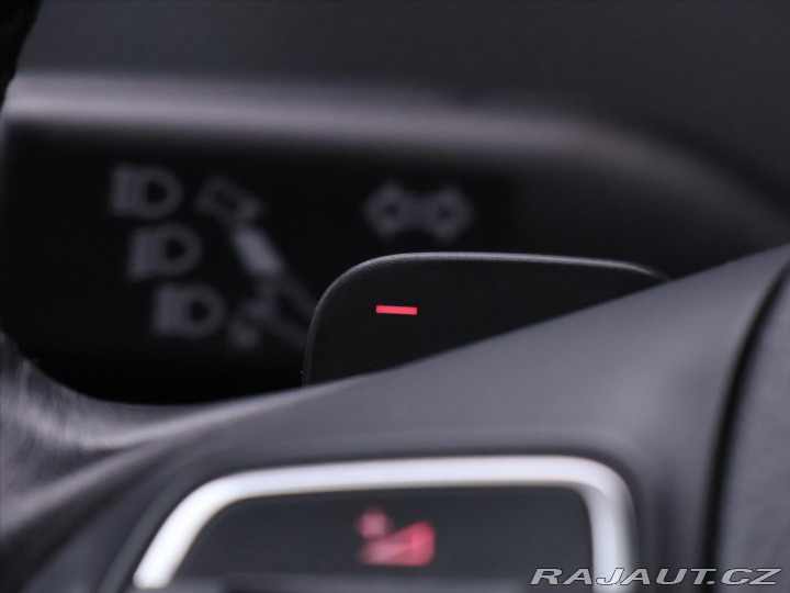 Volkswagen Sharan 2,0 TDI 130kW DSG Highlin 2014