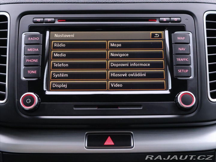 Volkswagen Sharan 2,0 TDI 130kW DSG Highlin 2014