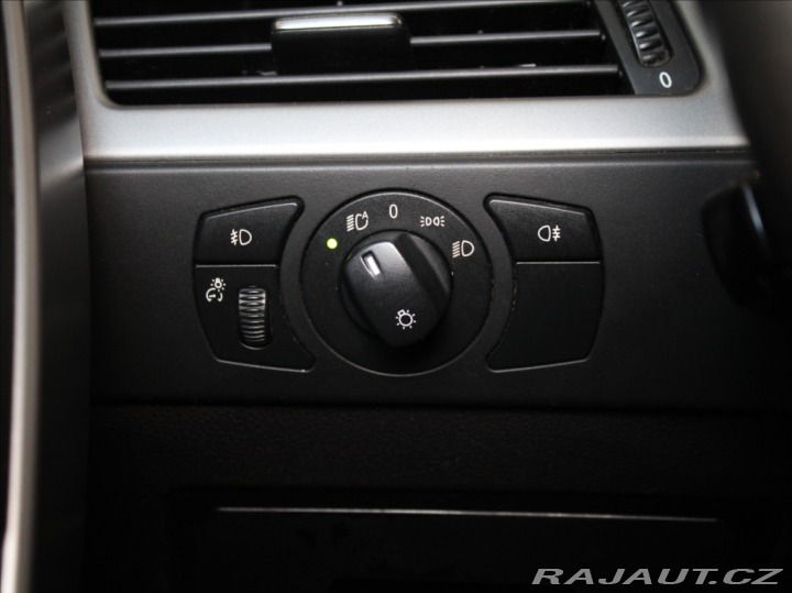 BMW 5 2,0 520d Manuál Nové STK 2007