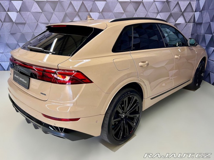 Audi Q8 50TDI QUATTRO S-LINE, VZD 2025