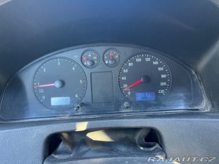 Volkswagen Transporter 2,5   t5 4x4 1800