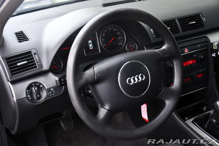 Audi A4 1.9TDi 96kW TAŽNÉ VYŘ.SED 2003