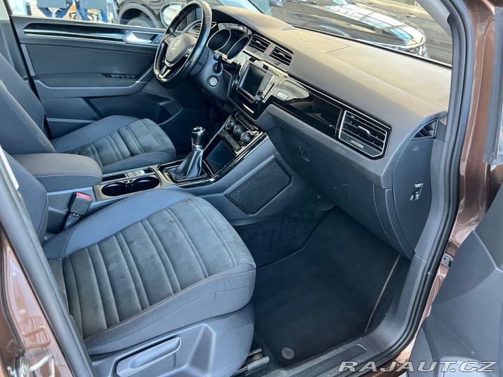 Volkswagen Touran Highline 1,6TDI 85kW 6G 2017