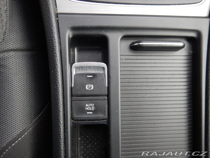 Volkswagen Golf 1.6 TDI, ČR, DIGIKLIMA 2014