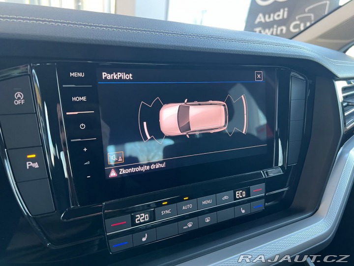 Volkswagen Touareg Basic 3,0TDI 170kW 2021