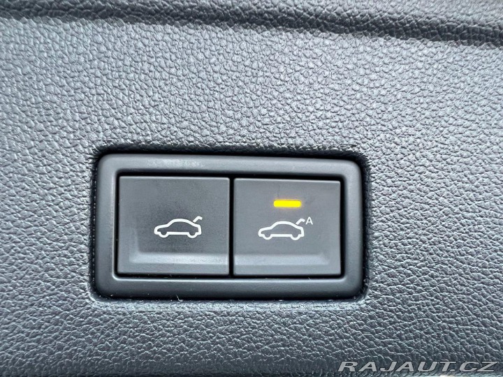 Volkswagen Touareg Basic 3,0TDI 170kW 2021