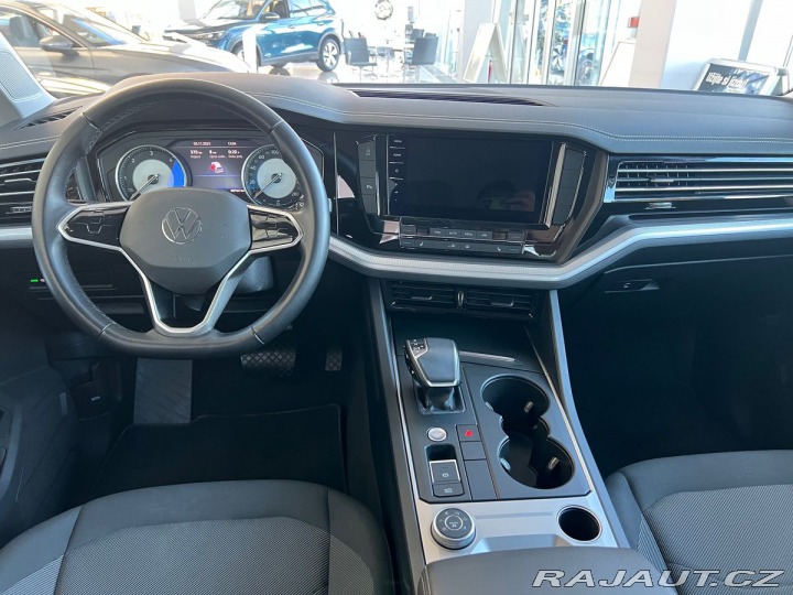 Volkswagen Touareg Basic 3,0TDI 170kW 2021