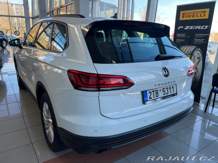 Volkswagen Touareg Basic 3,0TDI 170kW 2021