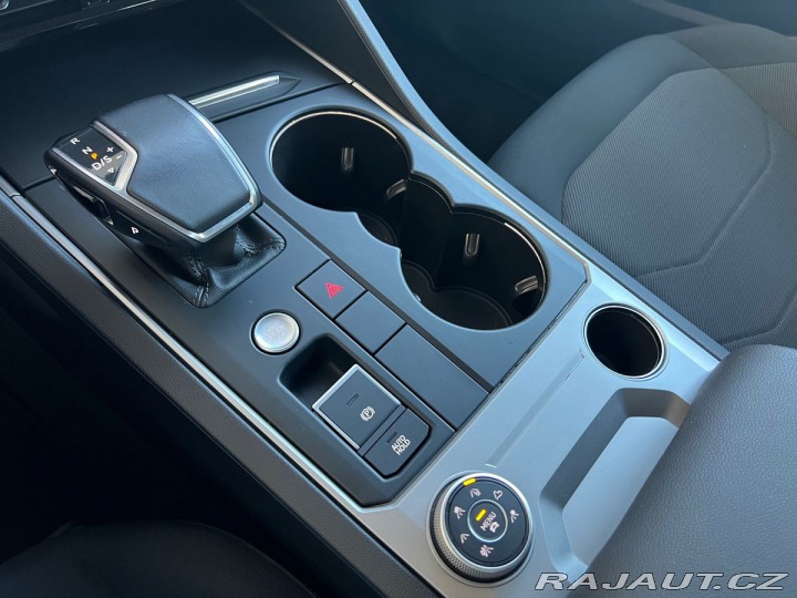 Volkswagen Touareg Basic 3,0TDI 170kW 2021