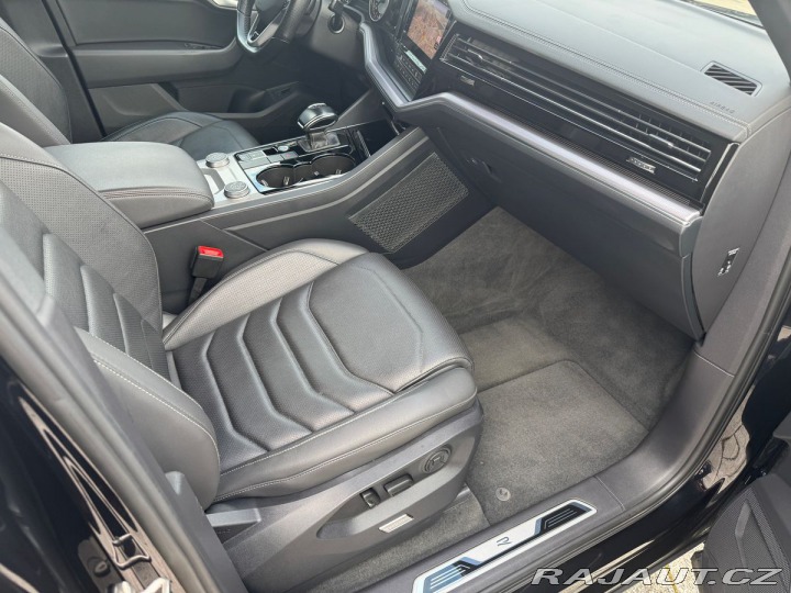 Volkswagen Touareg R-line  210kW Tažné 2021