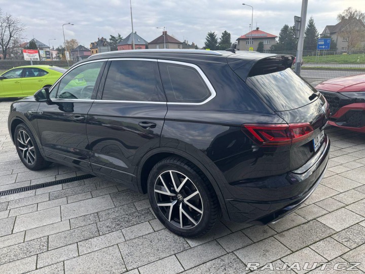 Volkswagen Touareg R-line  210kW Tažné 2021