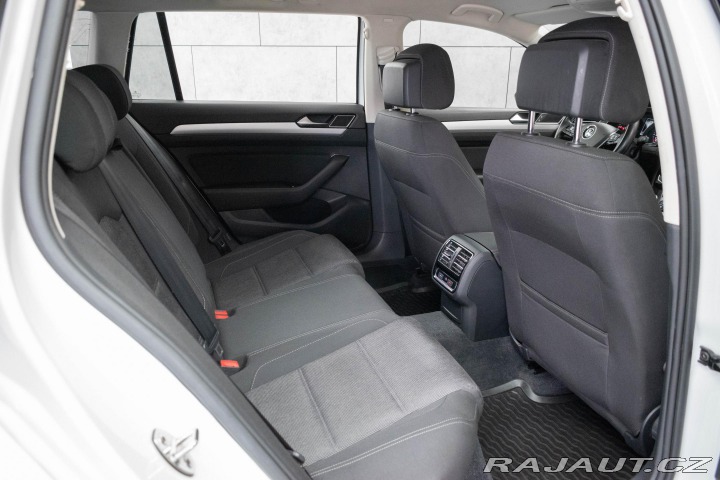 Volkswagen Passat 2.0 TDI*REZERVACE* 2015