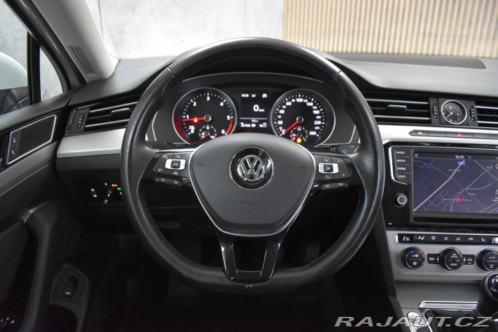 Volkswagen Passat 2.0 TDI*REZERVACE* 2015