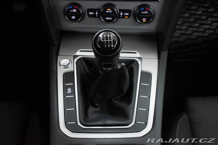 Volkswagen Passat 2.0 TDI*REZERVACE* 2015