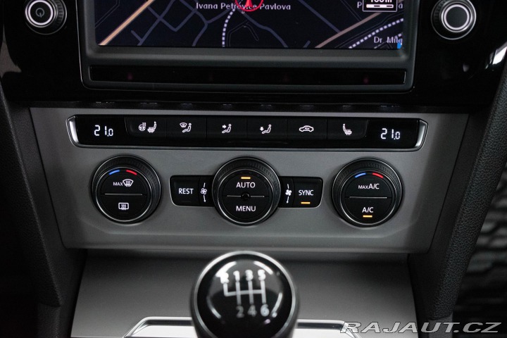 Volkswagen Passat 2.0 TDI*REZERVACE* 2015