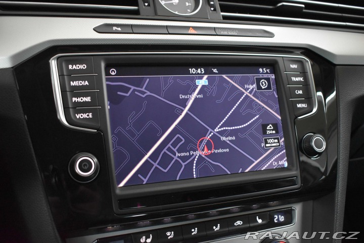 Volkswagen Passat 2.0 TDI*REZERVACE* 2015