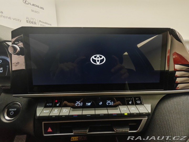 Toyota Camry 2.5 Hybrid TNGA HEV Comfo 2024