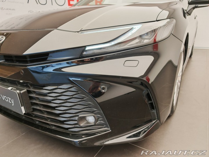 Toyota Camry 2,5 TNGA HEV Comfort 2024