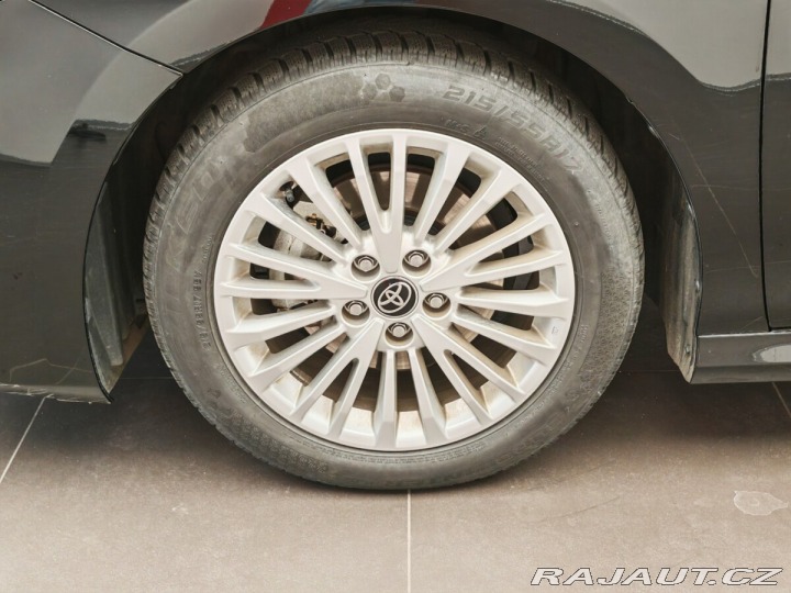 Toyota Camry 2,5 TNGA HEV Comfort 2024