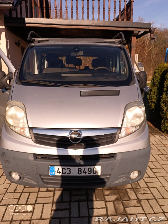 Opel Vivaro osobní 2007