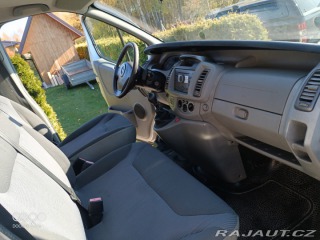 Opel Vivaro osobní 2007