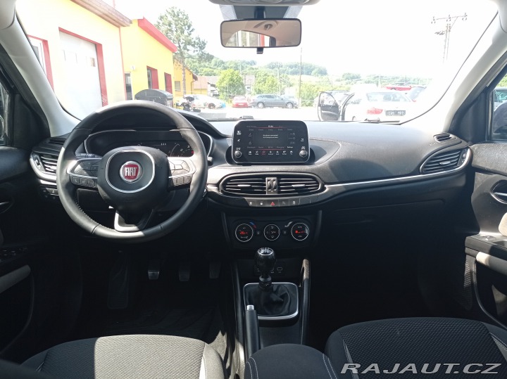 Fiat Tipo 1.6 MJTD 120PS/1maj/LOUNG 2017