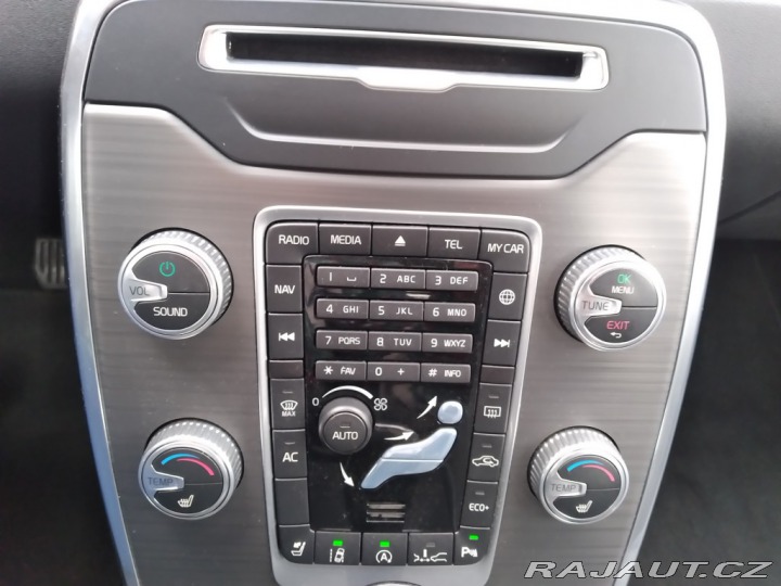 Volvo V70 D3 DRIVE-E ECO 2.0D AT 2016