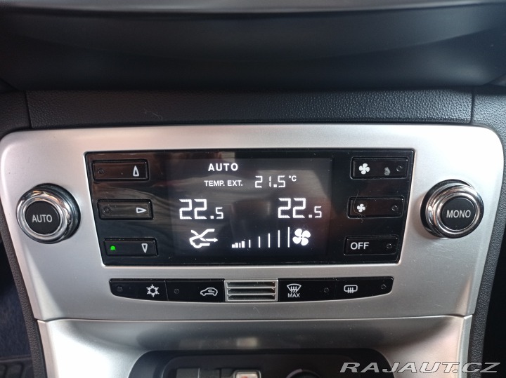 Lancia Delta 1.6 MJET 16V 1maj/ServKni 2009