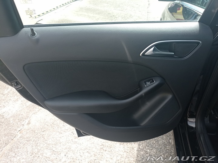 Mercedes-Benz B 180 CDI 80kW/Kamera/1Maj 2014